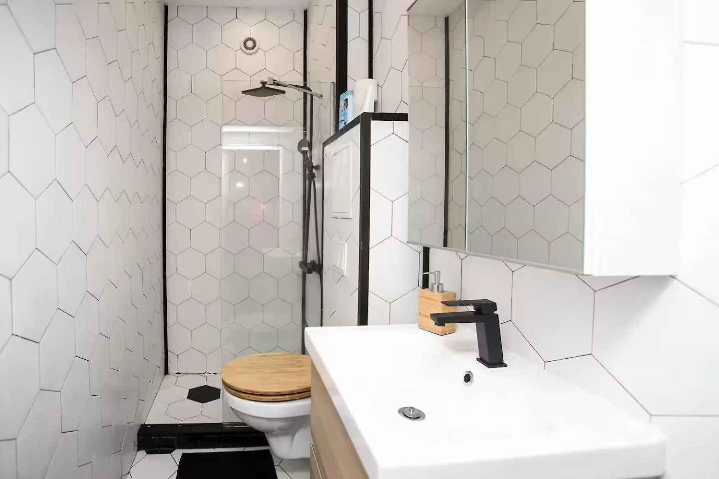 1Bd Absolute Top Center Luxury And Peaceful Apartment 索菲亞